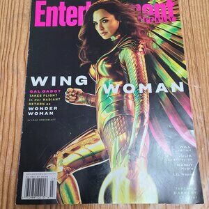 Wonder Woman Entertainment Weekly Magazine